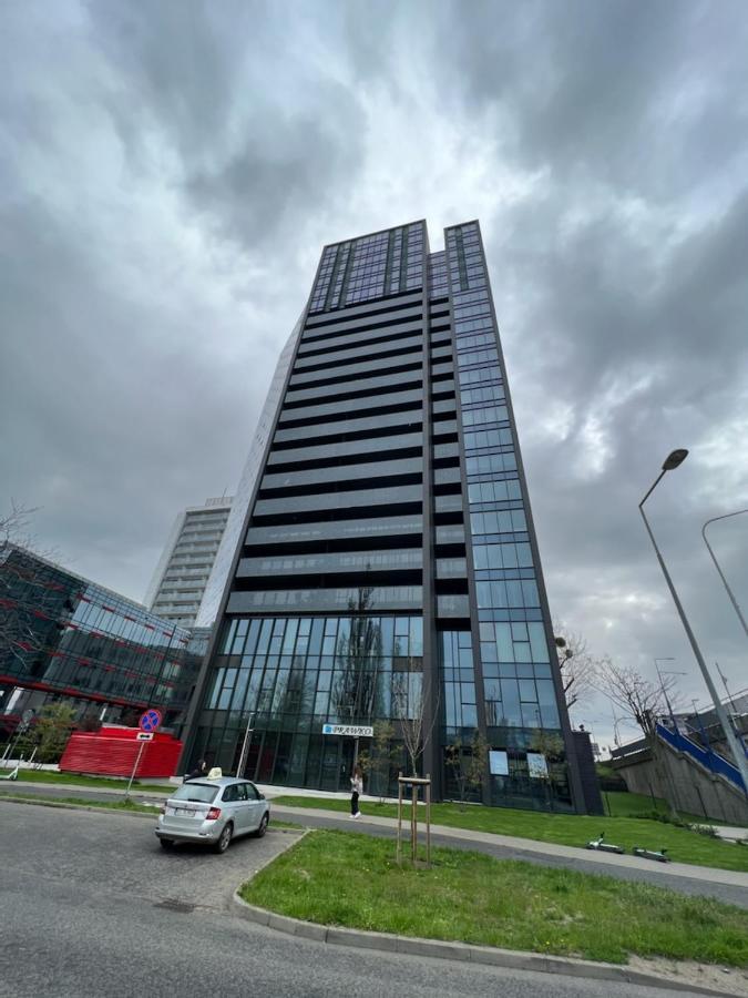 Towarowa - Milionowa 39 Check-In 24H Apartment Poznan Luaran gambar